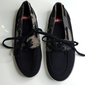 Levis Sneakers 6.5
